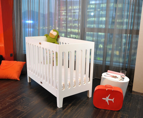alma papa solid wood crib + mattress